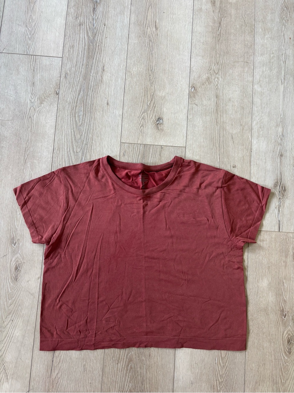 ATHLETA Women’s Short Sleeve Crop Athletic T Size M